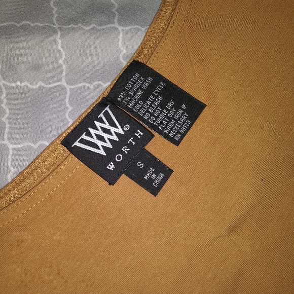 Top - Picture 3 of 3